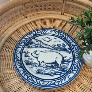 Williams Sonoma “Brittany” pig plate